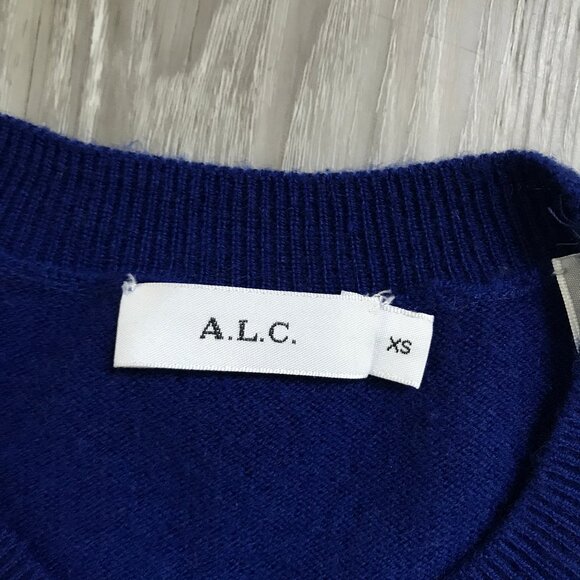 A.L.C Hamilton Sweater Wool Cashmere Cut Out Shoulder Womens XS - Picture 5 of 10